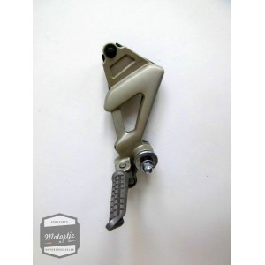 Kawasaki ZZR1100 voetstep rechtsachter / voetsteun / footstep / foot step / rechtervoet steun step